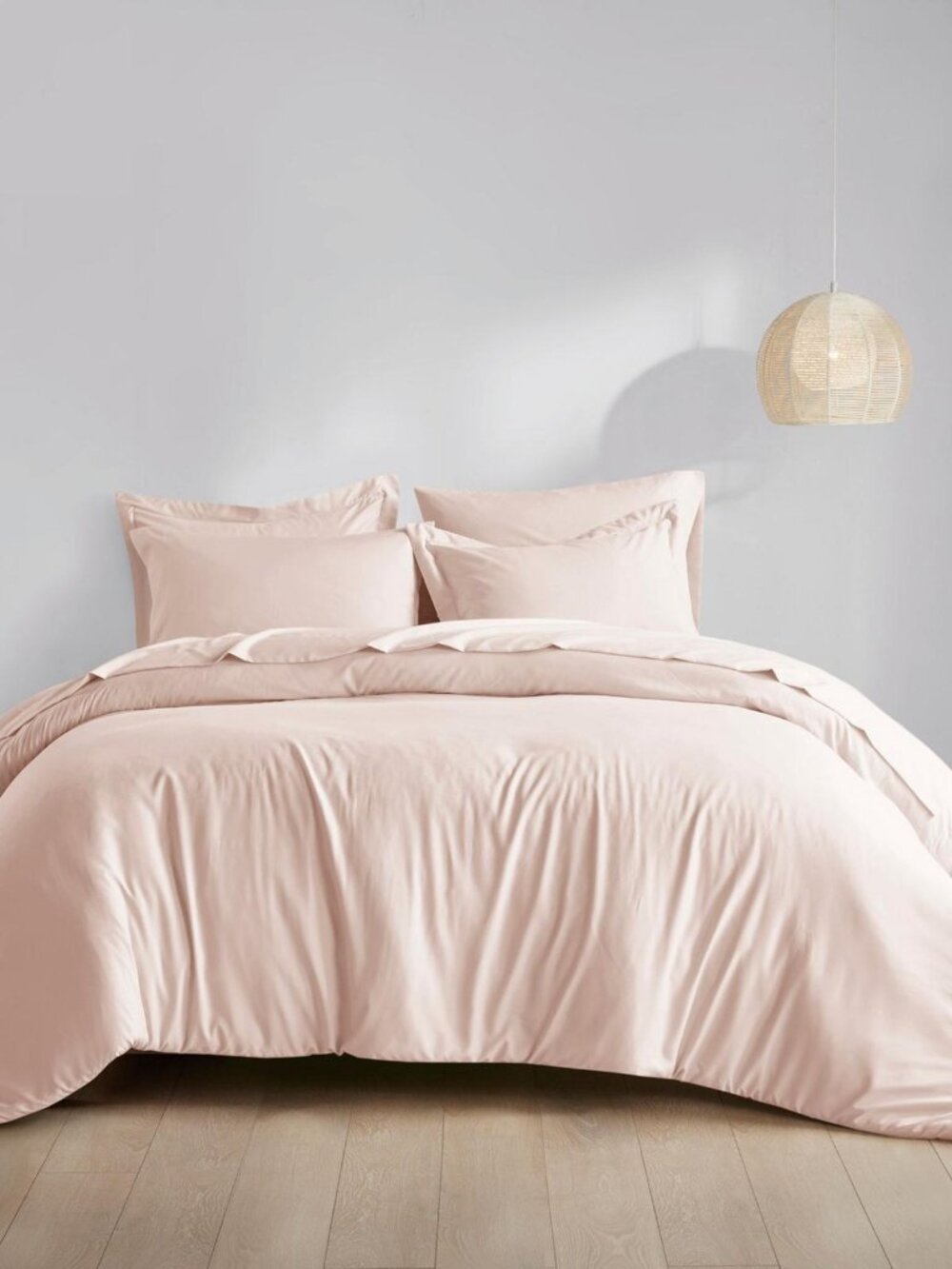 NWT Clean Spaces 7-Piece Comforter Bedding Set Pink Queen